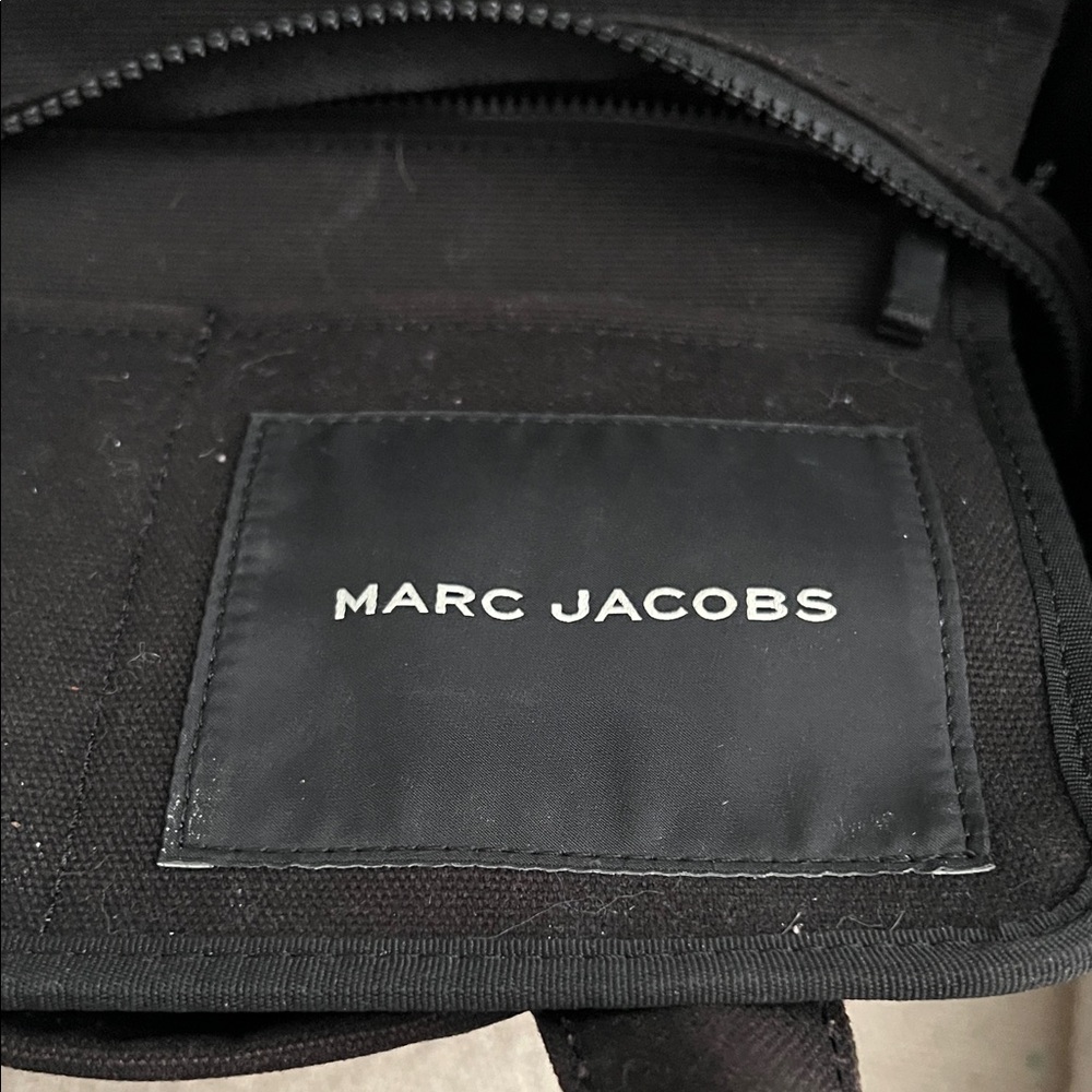 Marc Jacobs Black Canvas Tote Bag - Picture 7 of 14